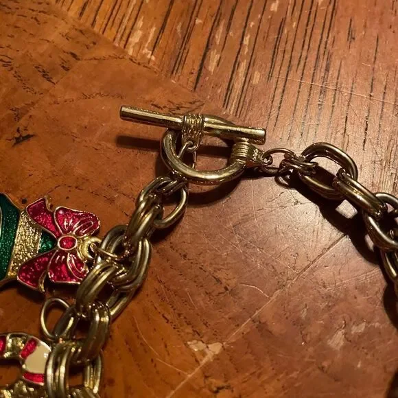 “Festive Silvertone Christmas Charm Bracelet - Spread Holiday Cheer in Style!” - Picture 5 of 7